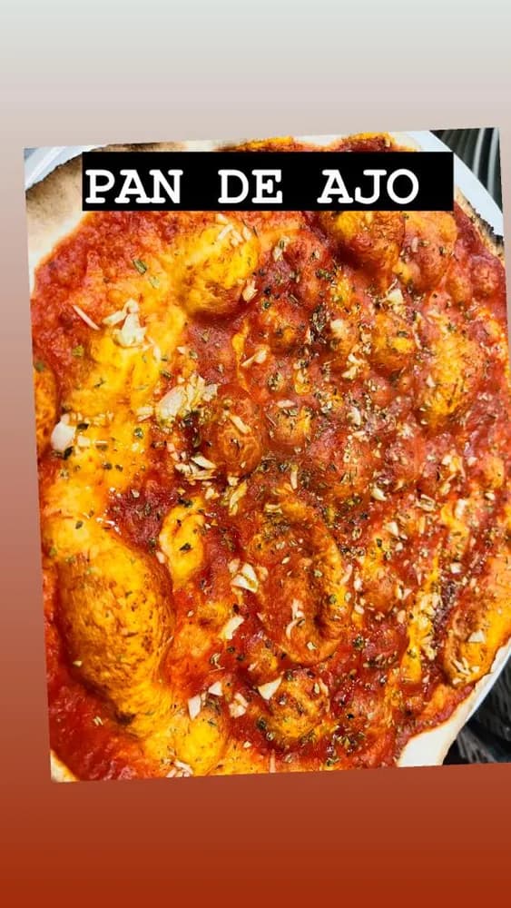 Pierina de Ajo y Tomate